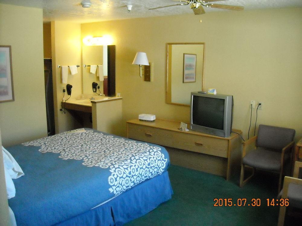 Days Inn By Wyndham Moab Dış mekan fotoğraf