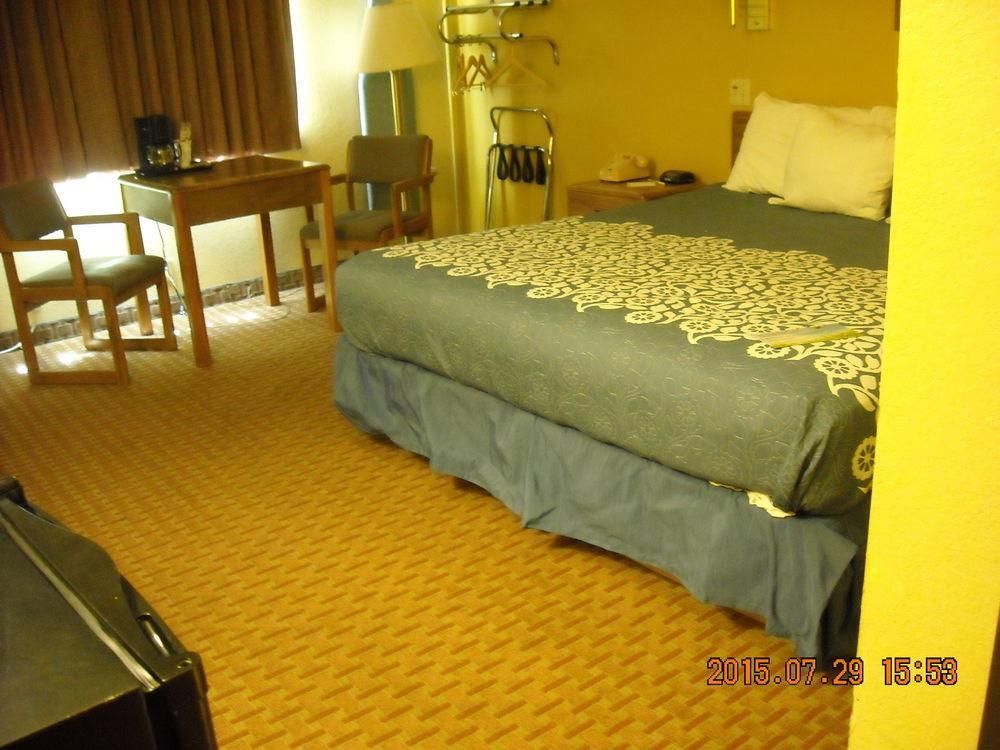 Days Inn By Wyndham Moab Dış mekan fotoğraf