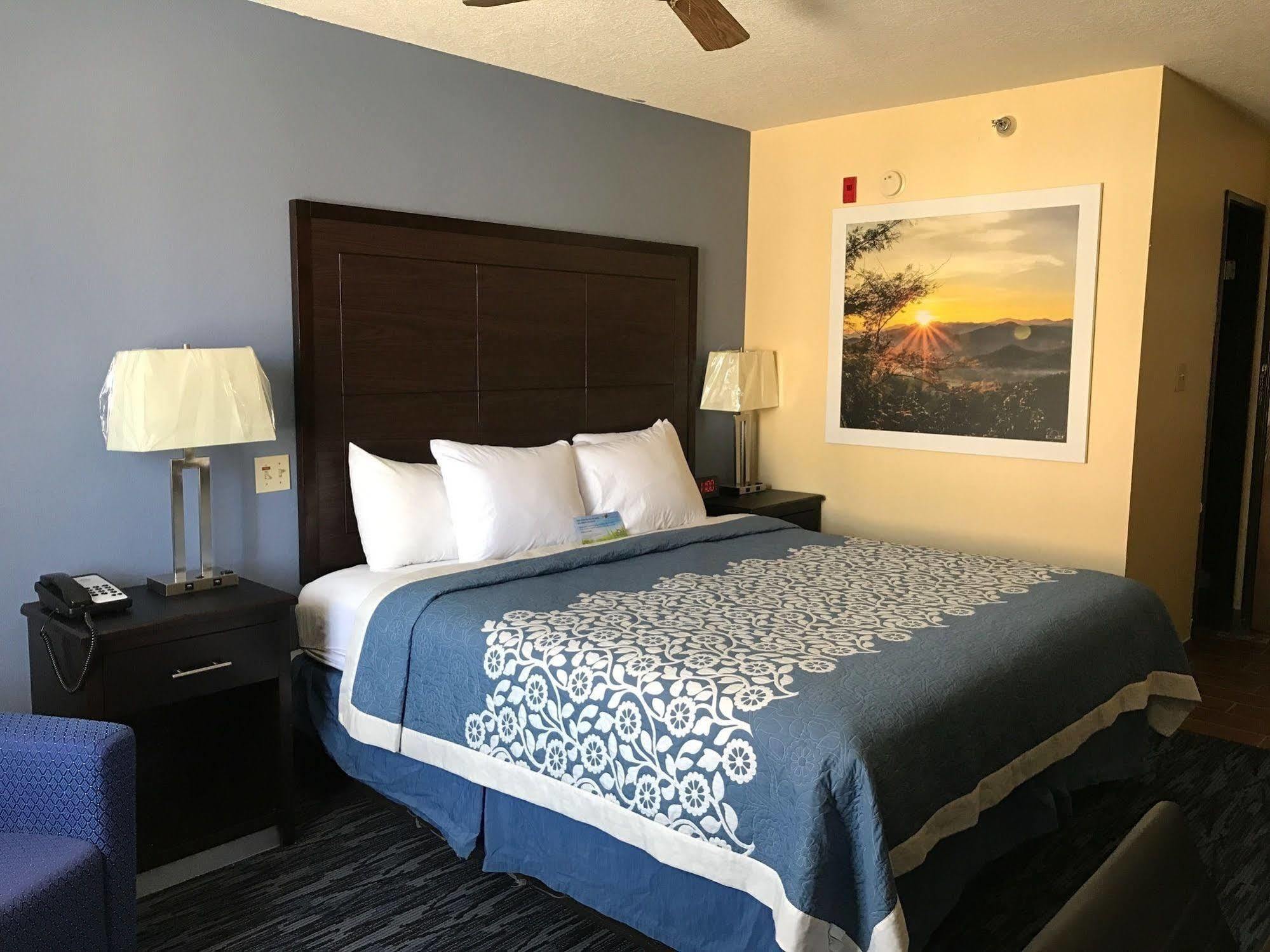 Days Inn By Wyndham Moab Dış mekan fotoğraf
