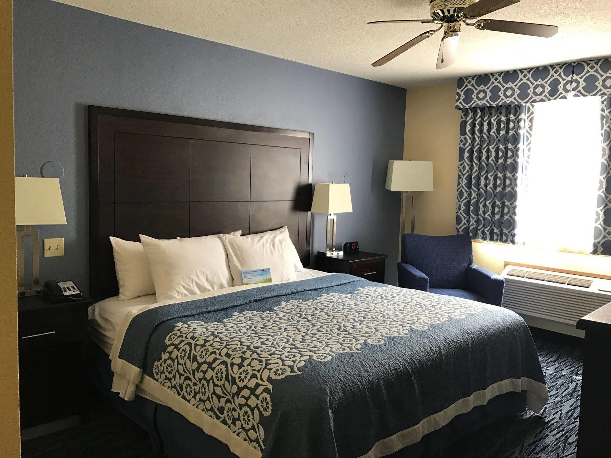 Days Inn By Wyndham Moab Dış mekan fotoğraf